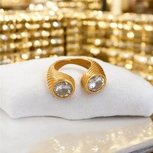 🆕18k Gold Plated Ring/Stainless Steel Metal/bezel setting w/2 round CZ stones 💎